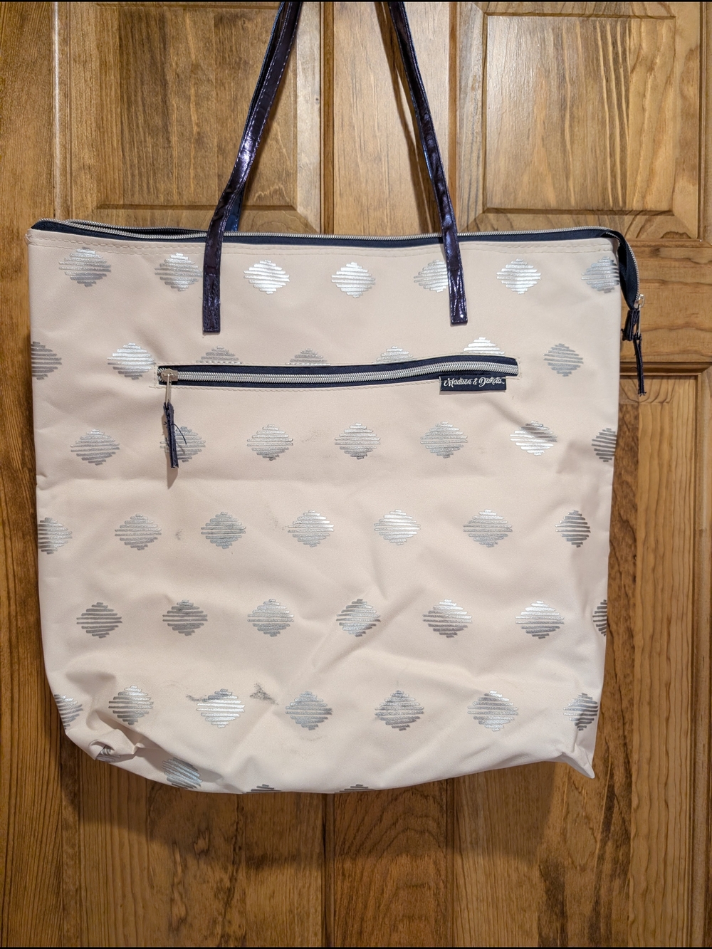 Light white Tote Bag with Silver Accents - Classic Women's Shoulder Tote Bag - Picture 2 of 7